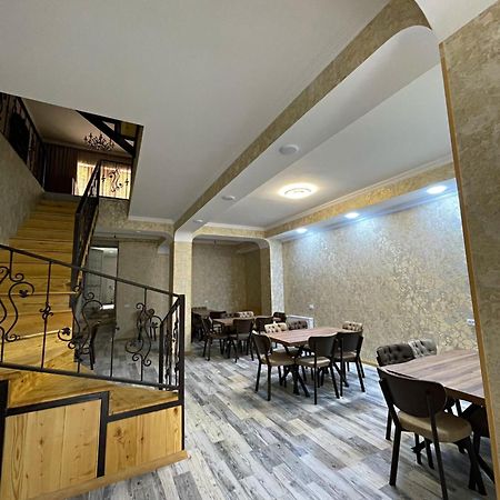Hotel Shina Степанцмінда Екстер'єр фото