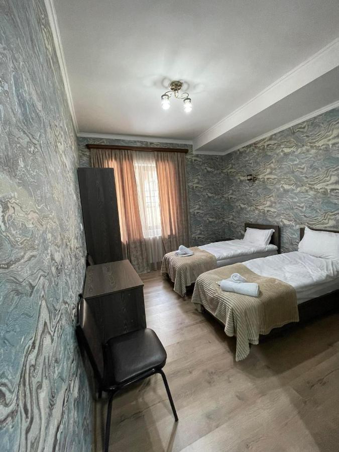 Hotel Shina Степанцмінда Екстер'єр фото
