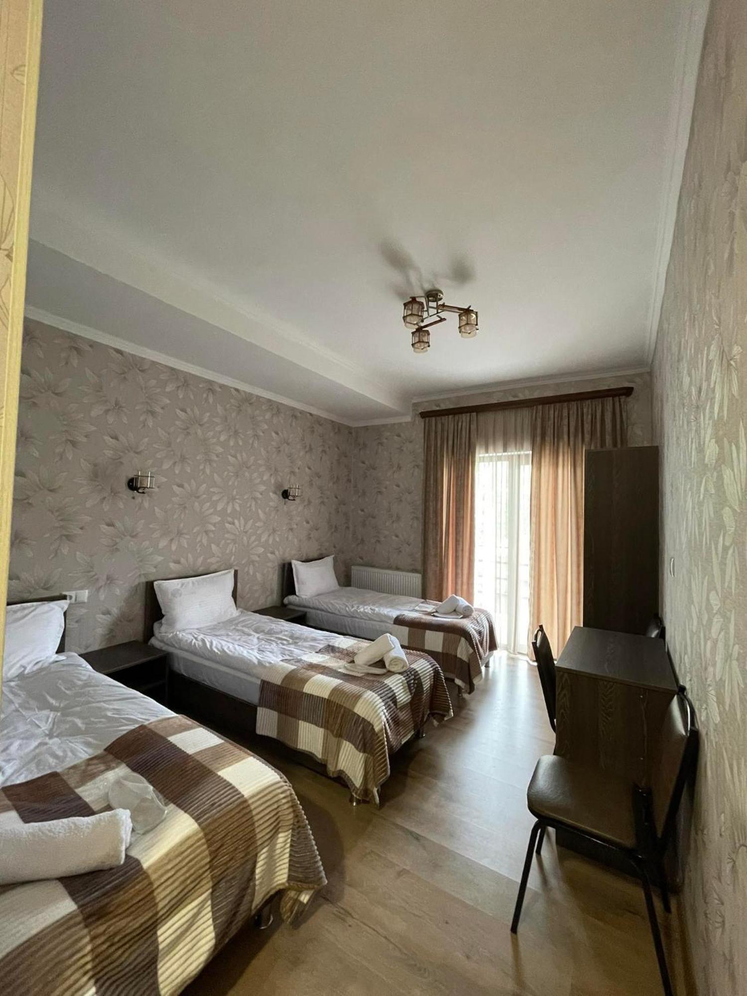 Hotel Shina Степанцмінда Екстер'єр фото