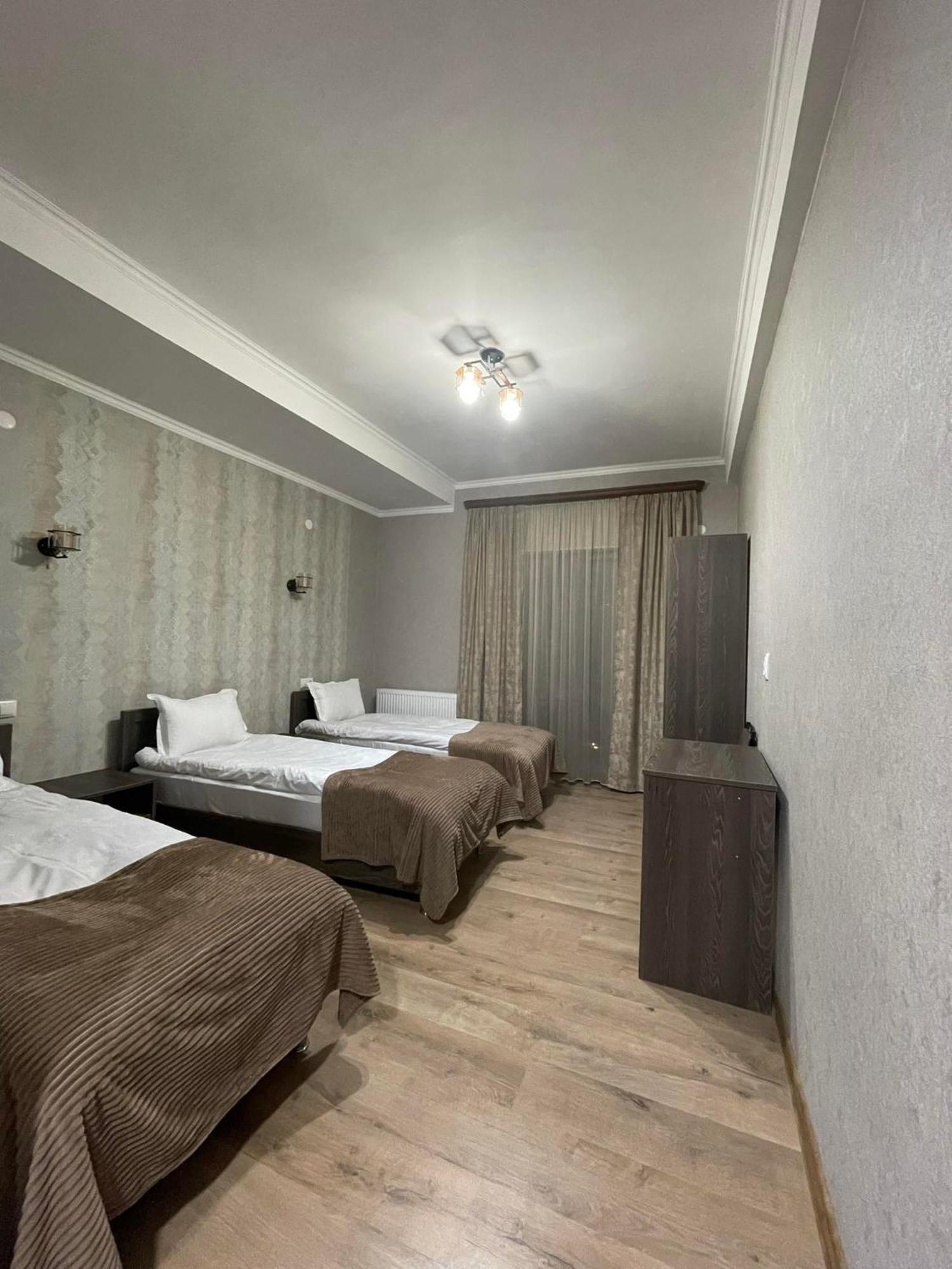 Hotel Shina Степанцмінда Екстер'єр фото